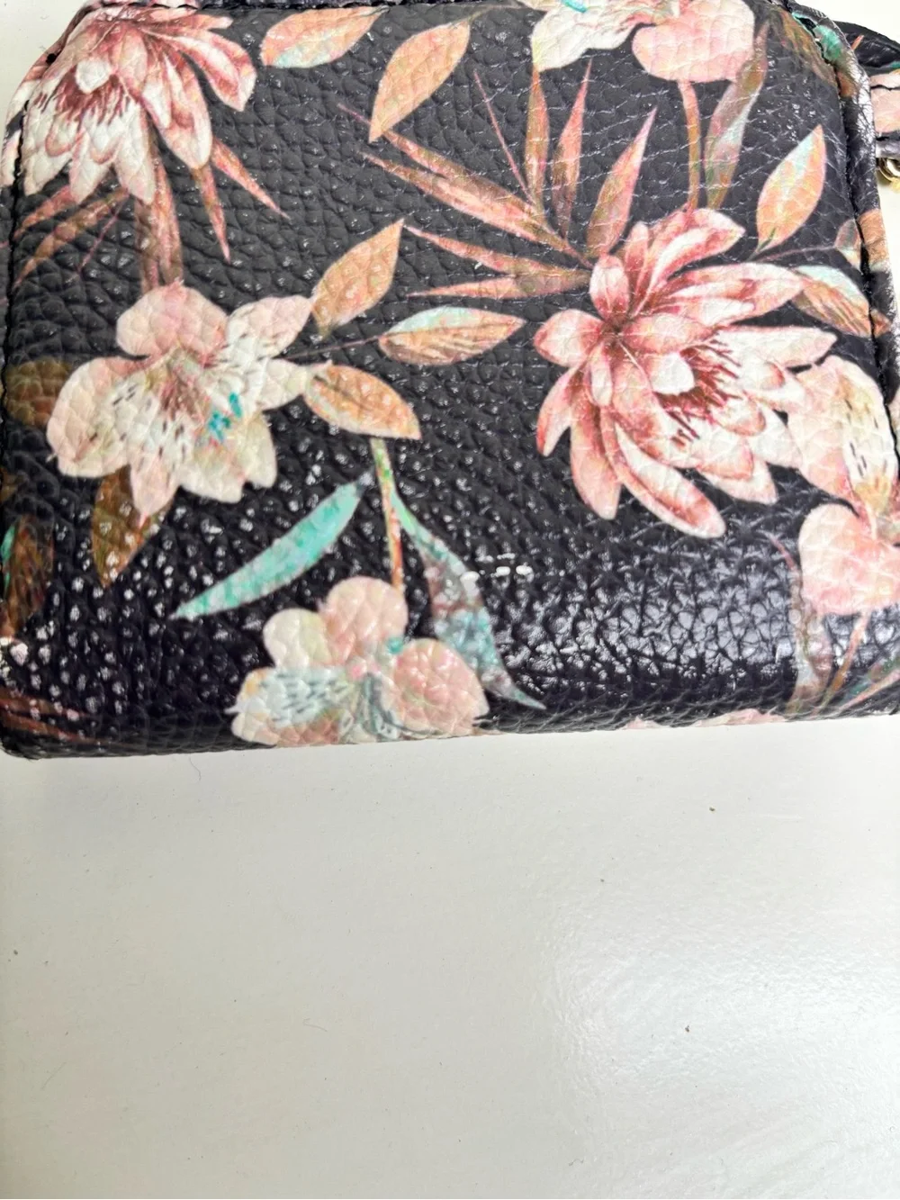 Steve Madden Black Floral Zip Wristlet Wallet with Gold Plaque
